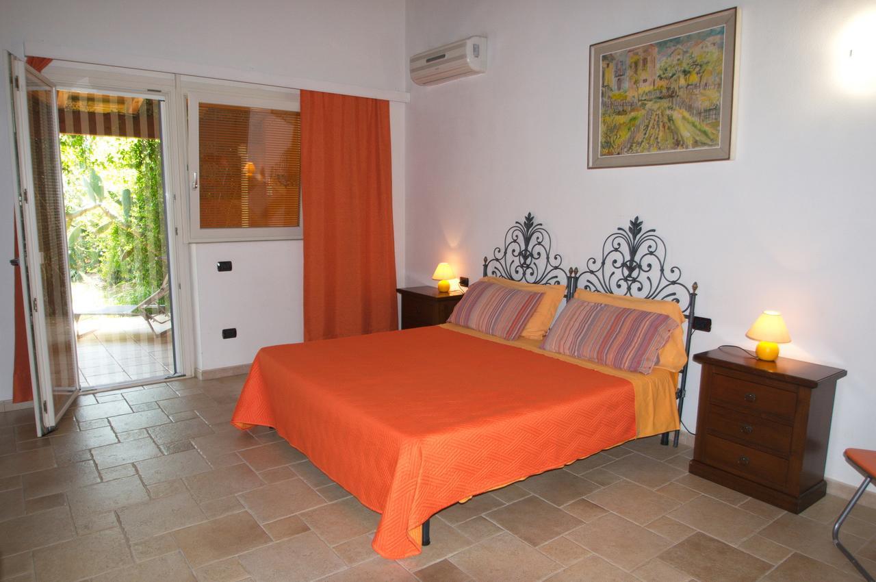 Fattoria Corte Noa Guest House Masainas Ngoại thất bức ảnh